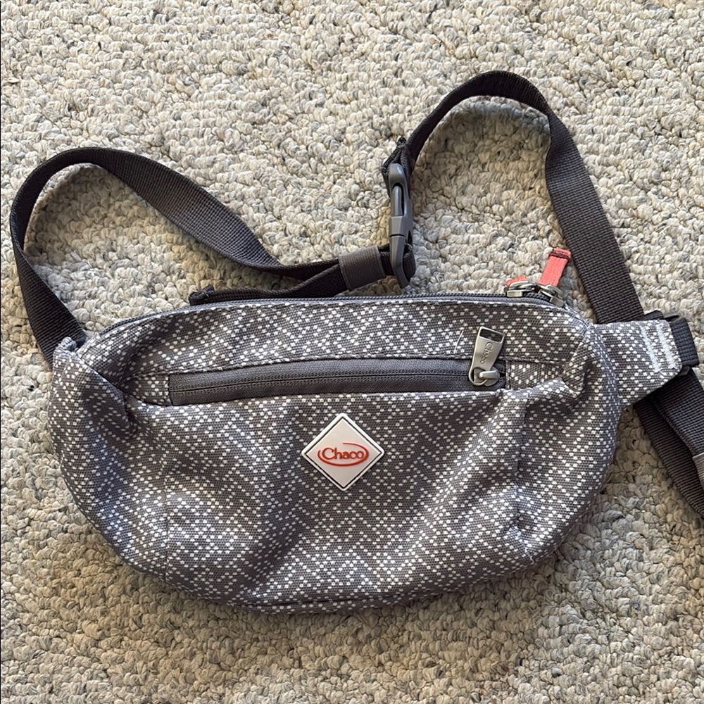 Chaco grey white Fanny pack with adjustable belt